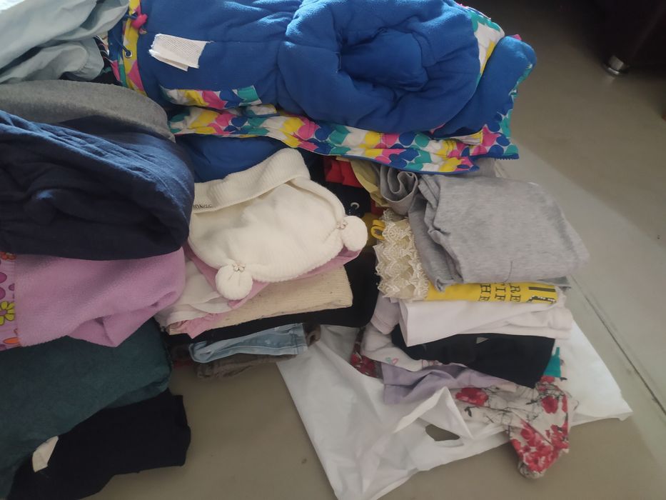 Отдам вещи для девочек