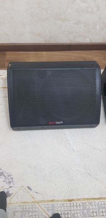 Продам колонки-мониторы.