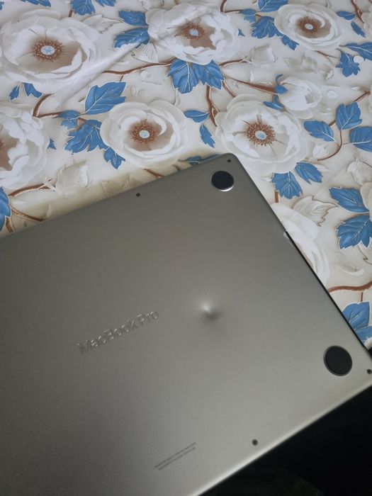 Macbook Pro M3 8/512 GB