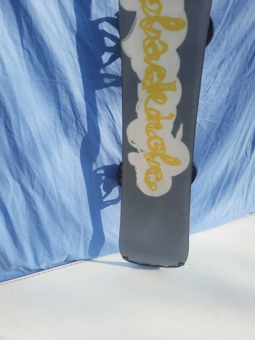 Сноуборд Blackhole 145см. С автомати