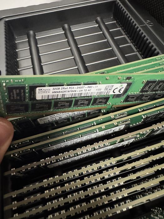Memorii ddr4 ecc 32gb ram AI server workstation