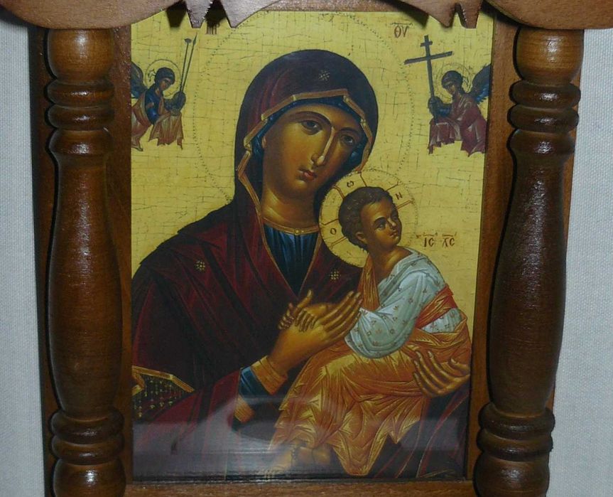 Домашни иконостаси с православни икони