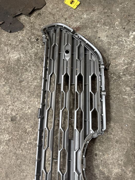 Toyota Rav 4 XA50 Предна Решетка