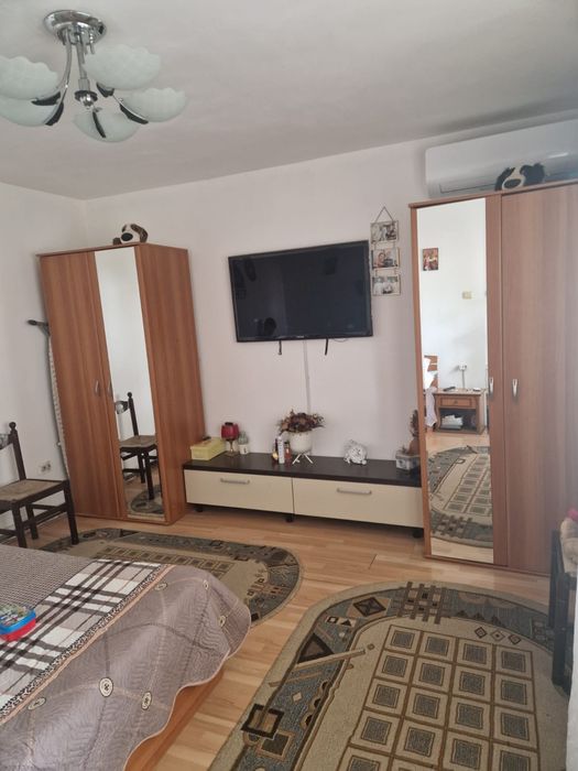 Casa( vila) de vanzare