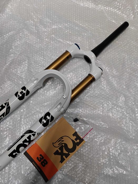 FOX 38 GRIP X2 Factory 170mm, нова вилка Kashima Coat версия 2025/2026