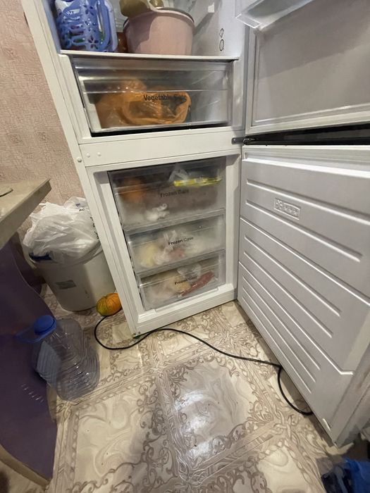 Продам холодильник