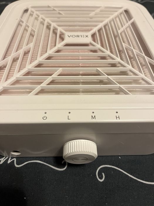 Вытяжка для маникюра