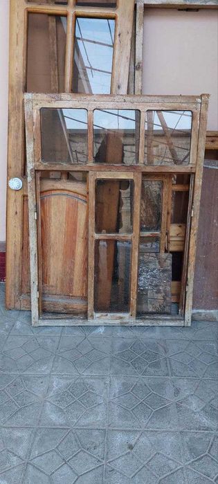 Taxta Eshik sotiladi