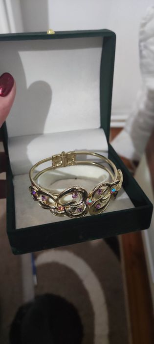 Гривна, имитация на злато