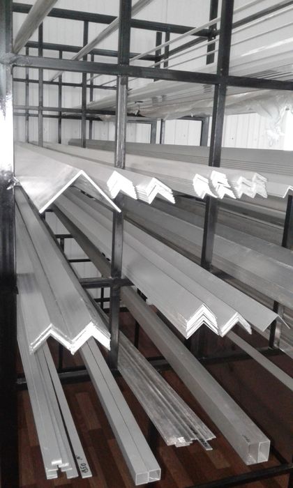 алюминиевый уголок