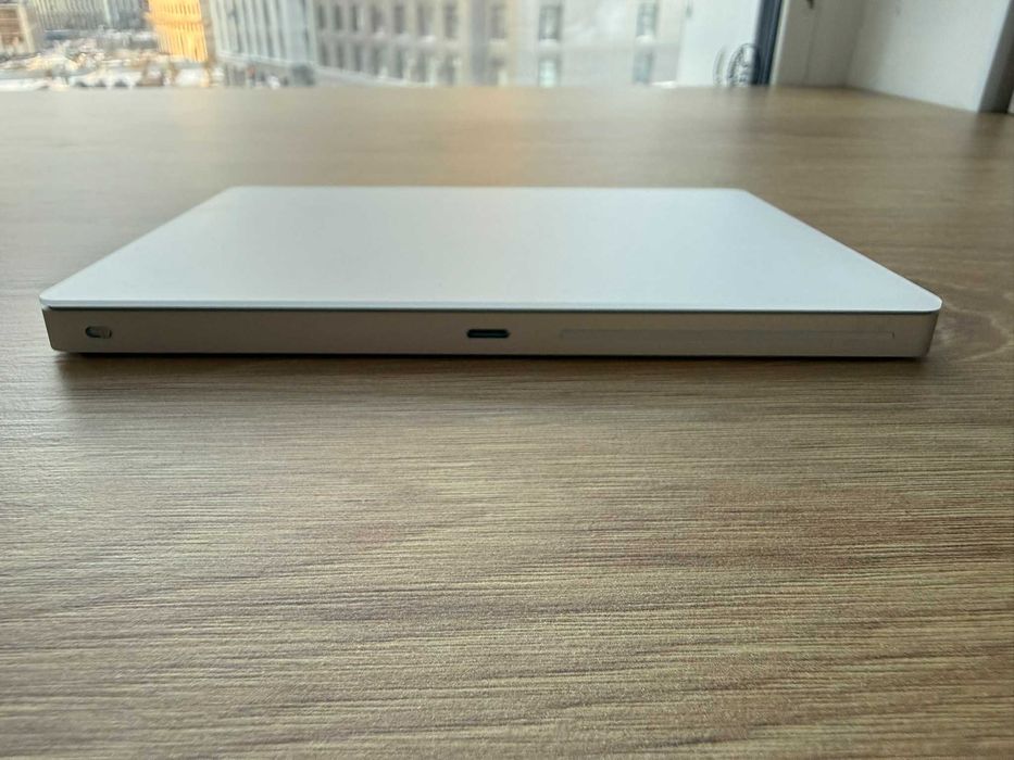Продам Apple Magic Trackpad 2