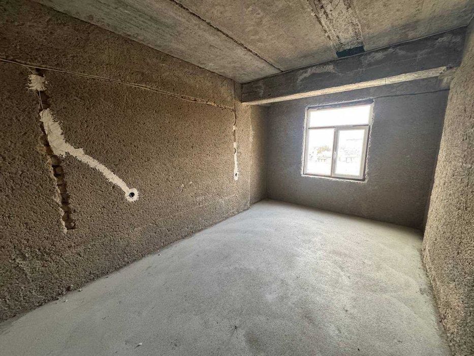 Продаётся квартира в состояние коробка, ориентир массив Саттепо