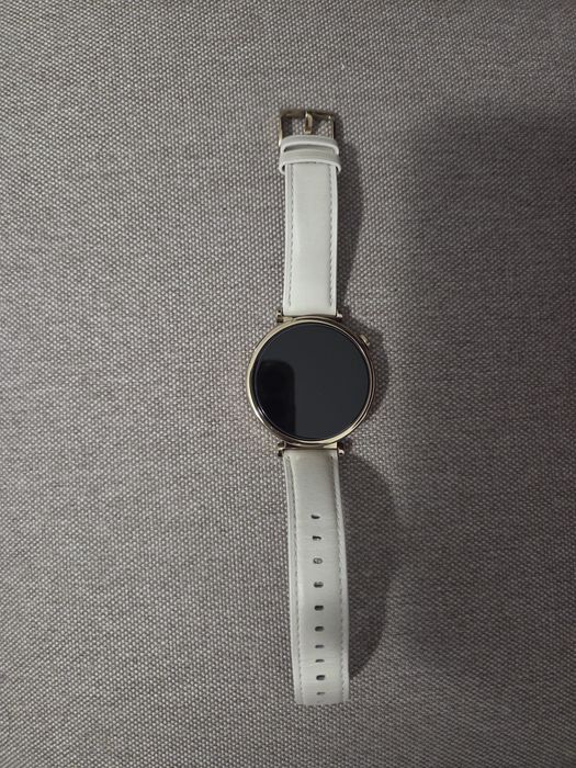 С гаранция Huawei watch gt 4, нов смарт часовник