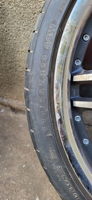 Jenți cu anvelope