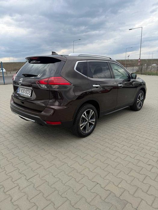 Nissan X-TRAIL Tenka 4x4 177 CP