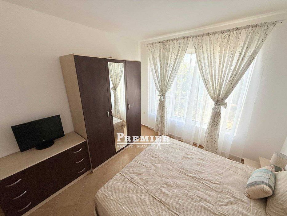 Продава се Тристаен апартамент в Бургас, Акациите - 84 кв.м за 1167 €/кв.м - Снимка #3