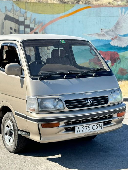 Toyota Hiace 1996