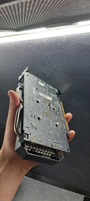 Видио карта AMD ASUS STRIX Radeon RX 560 4GB