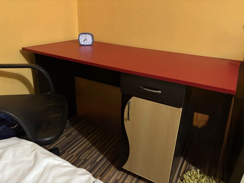 Birou cu sertar si noptiera