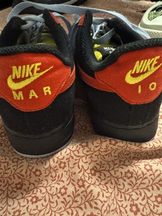 Обувки Super Mario