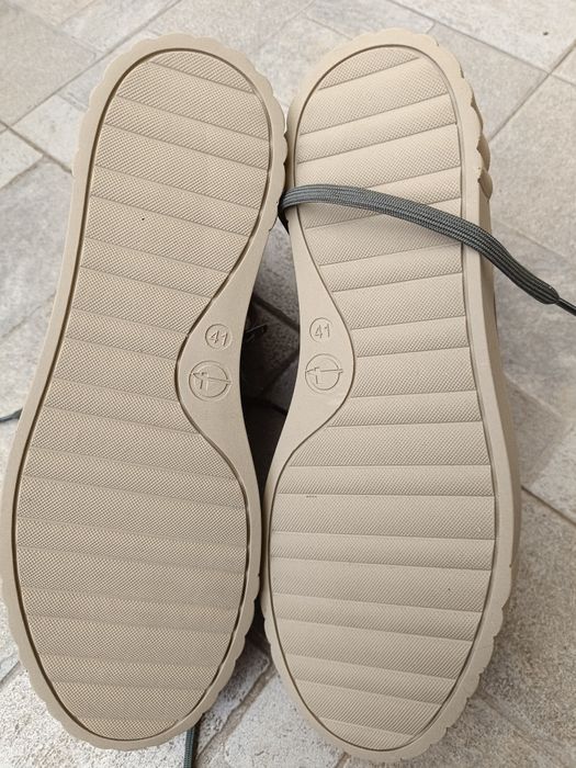 Ghete NOI culoarea verde cu șiret și fermoar Tamaris