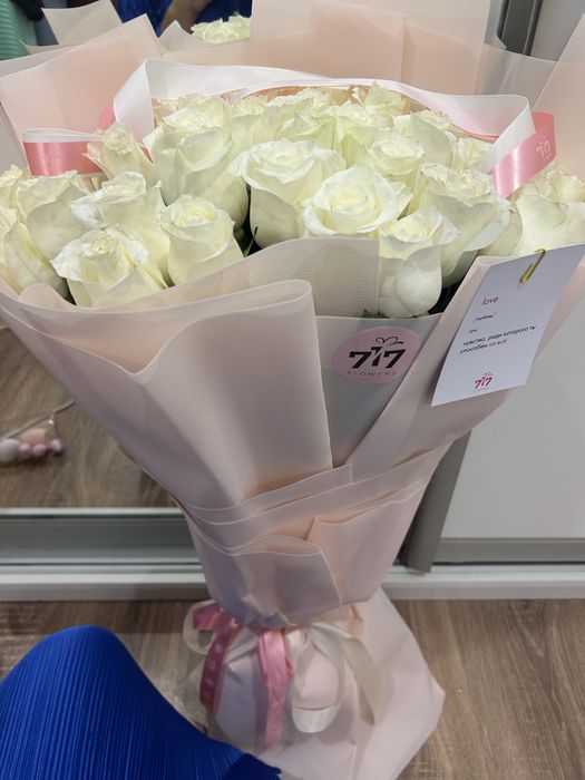 продаю белые розы 51