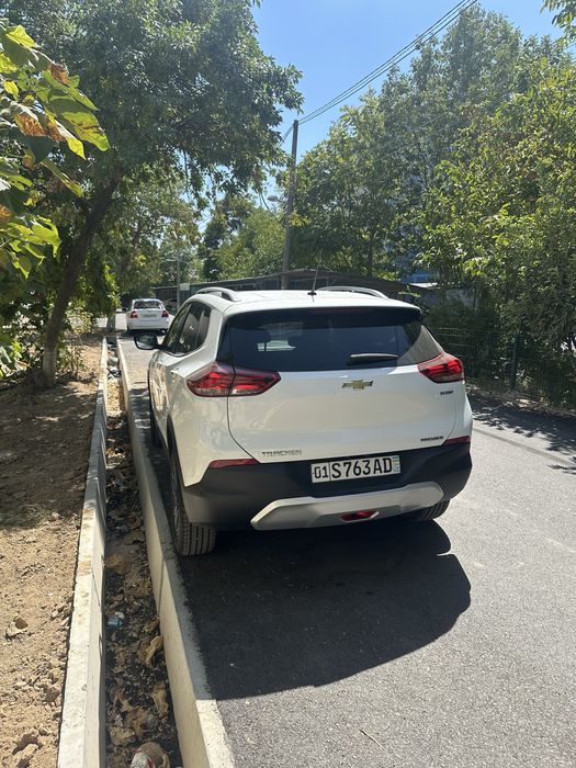 Tracker 2 premier plus 2025