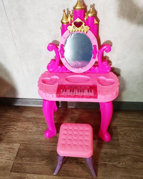 Детское трюмо для девочки