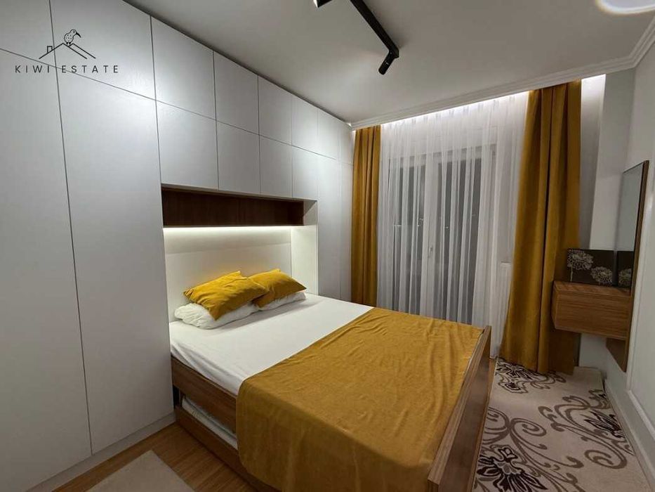 Дава се под наем Двустаен апартамент в София, Кръстова вада - 64 кв.м за 599 € - Снимка #2