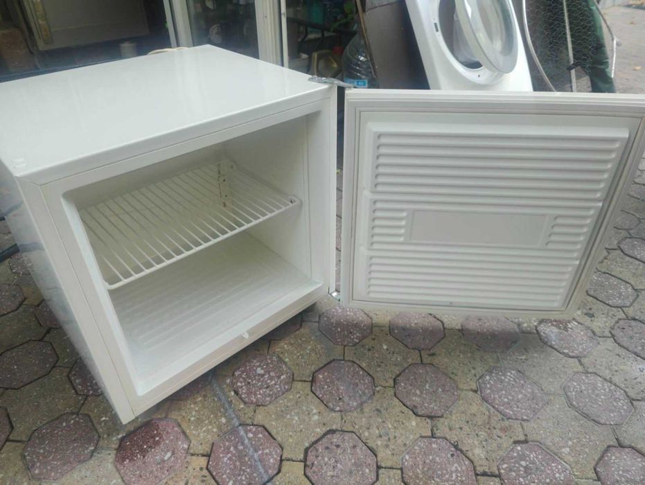 Мини фризер Prvilieg 50L (клас А) с Гаранция !