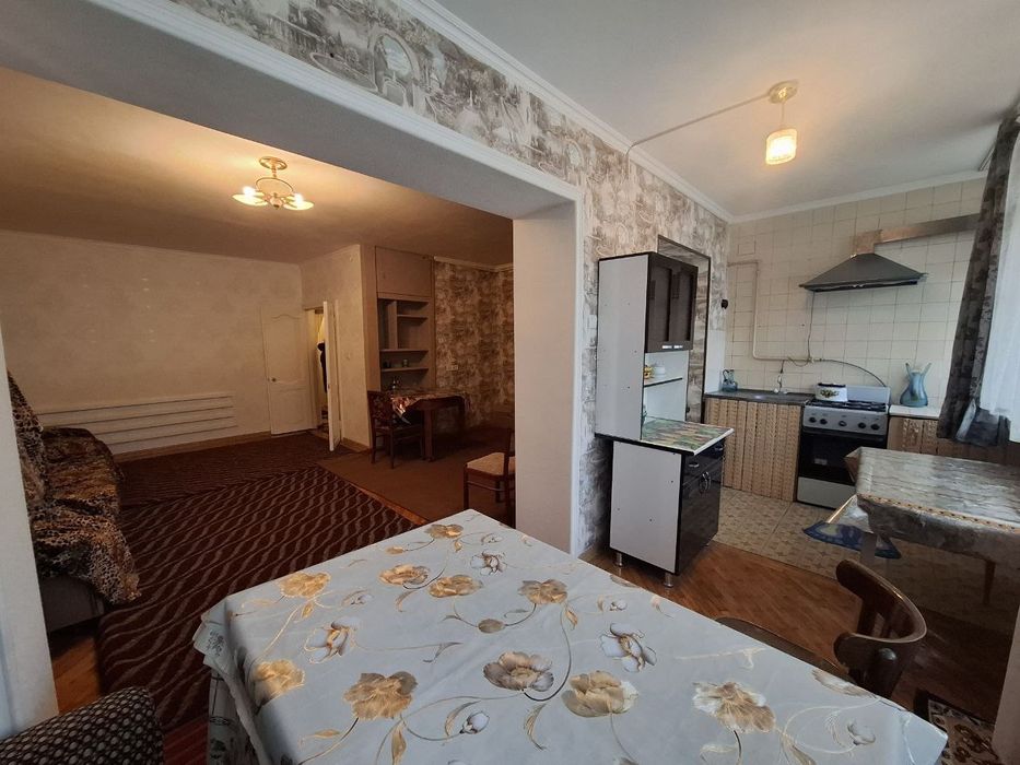 Продается 3 комнатная квартира