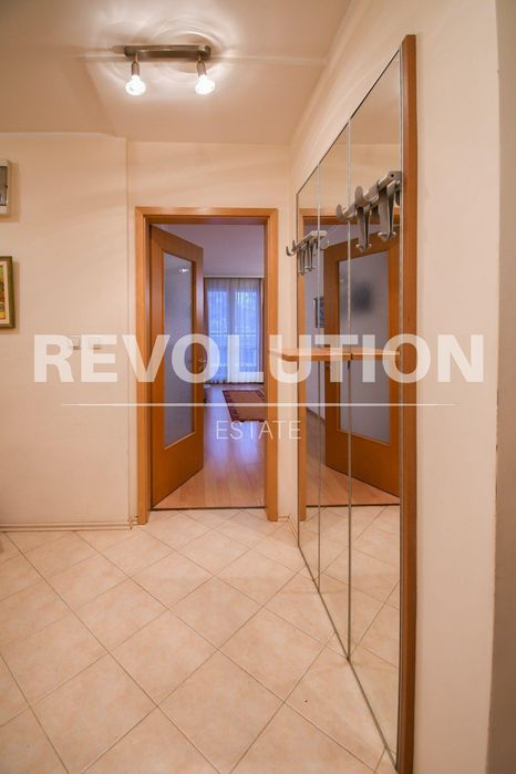 Дава се под наем Тристаен апартамент в София, Иван Вазов - 100 кв.м за 897.6 € - Снимка #11