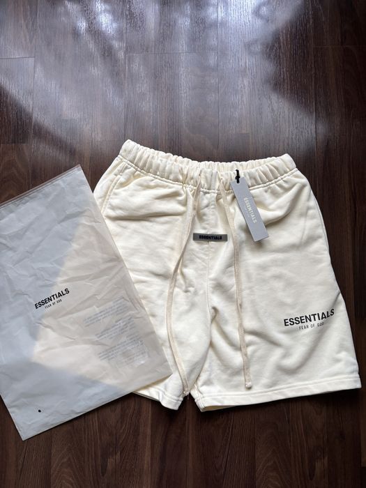 Fear of God Essentials Shorts (SS21)