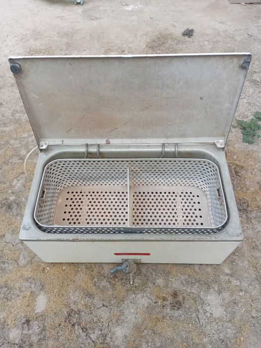 Sasiska pishiradigan aparat