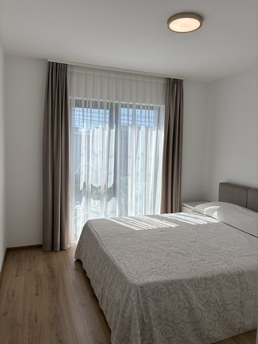 De inchiriat: apartament cu 3 camere NOU, ultrafinisat