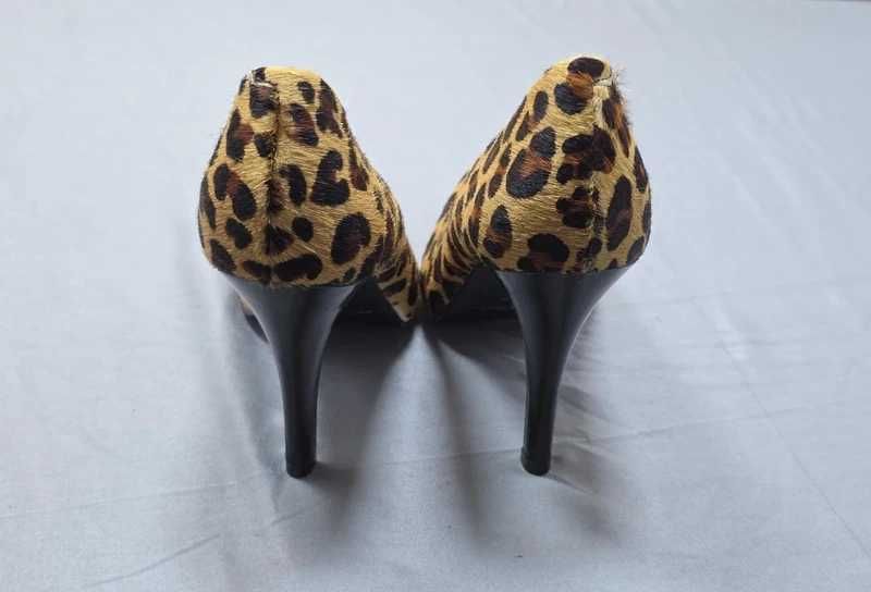 Pantofi cu toc Tango, piele naturala , marimea 38