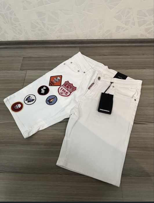 Blugi Scurti Dsquared2