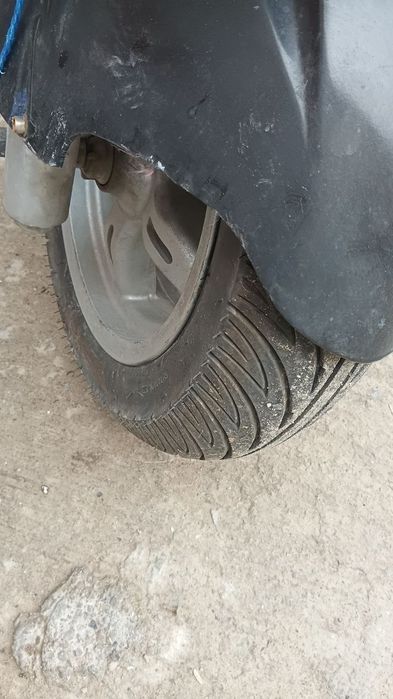 Продаю срочно скутер 140 кубов