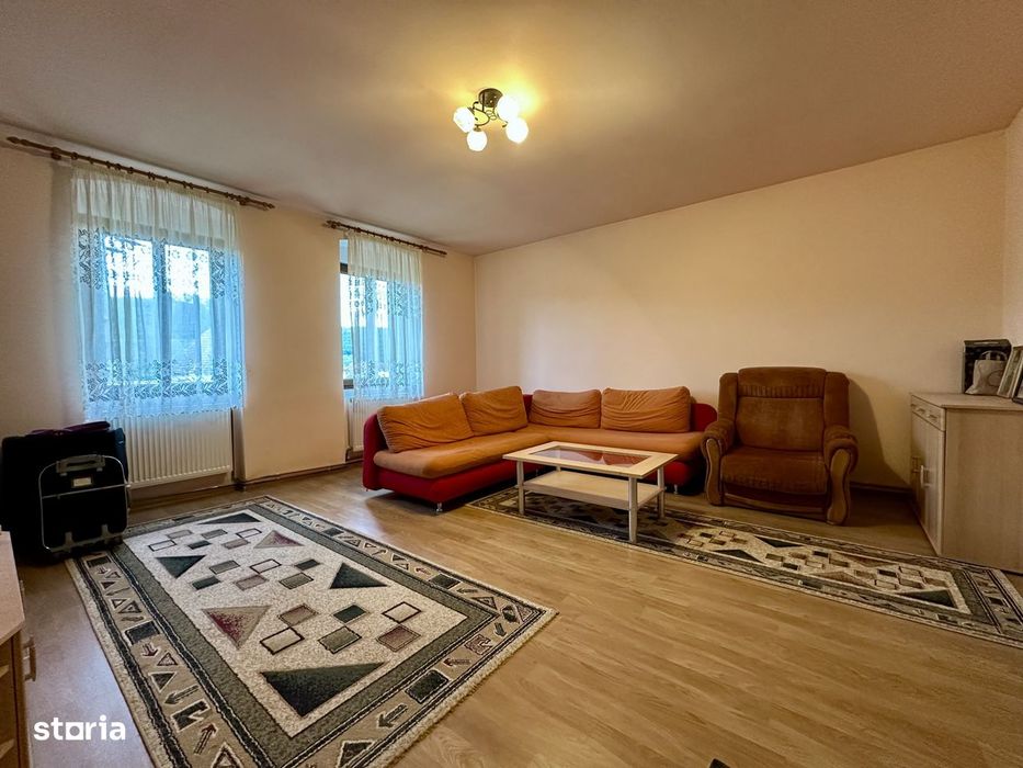 De vânzare casă cu 5 camere, sat Apoș, com. Bârghiș, jud. Sibiu