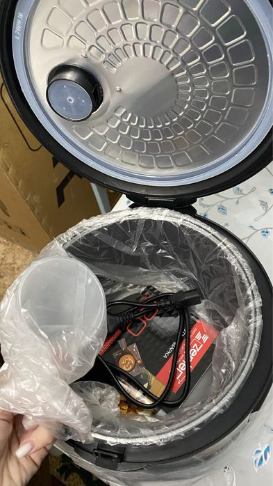 Мультиварка новый 9000тг