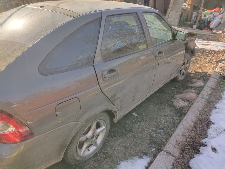 Разбoр Лада приора на запчасти