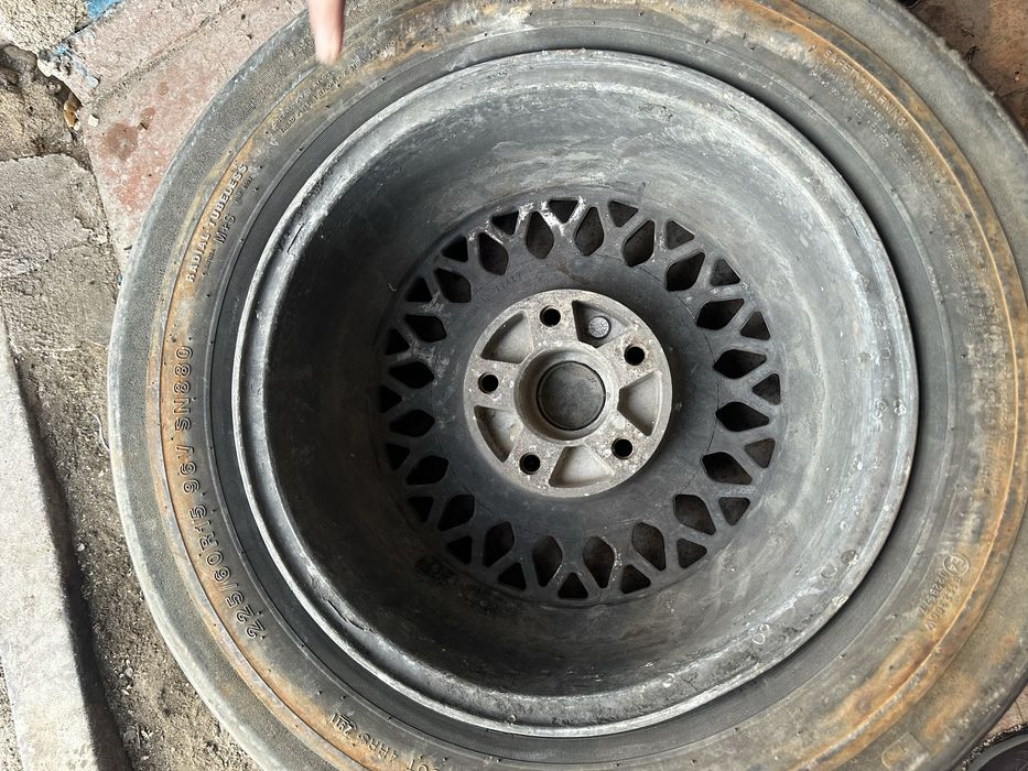 продам диск 1шт р15