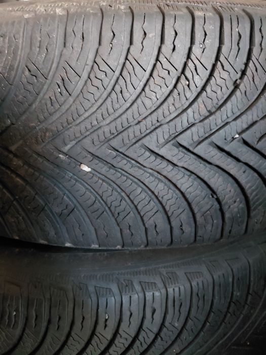 215/65/17" Michelin 4бр.гуми. дот 5221