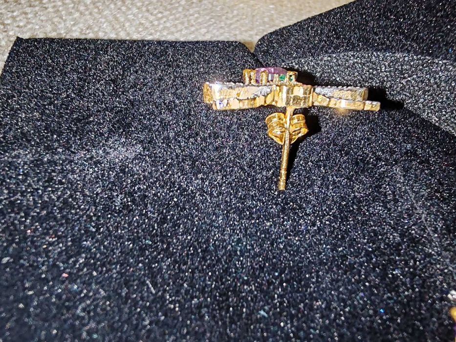 Cercei din aur, argint, diamante, smaralde și rubne