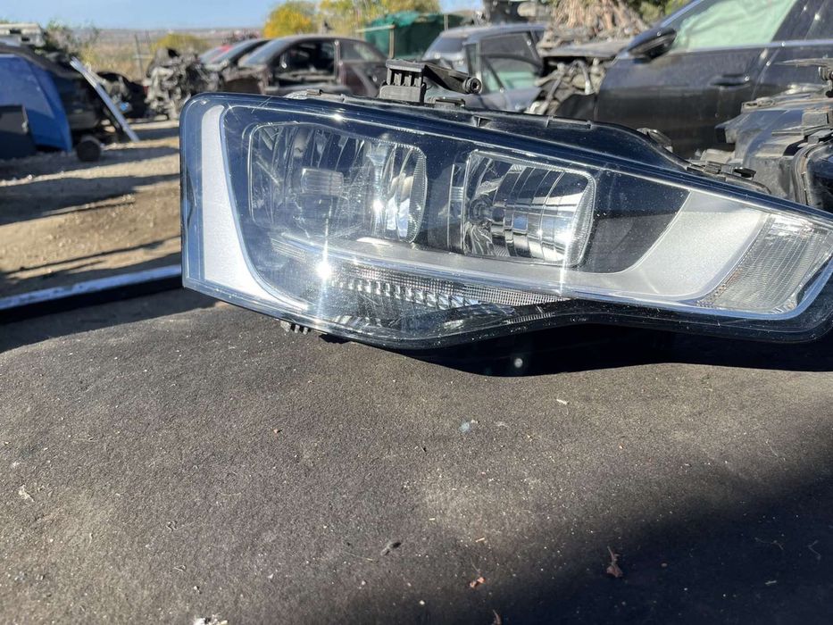 Фар фарове ляв десен за Audi A5 facelift 8t 2012г не са ксенон