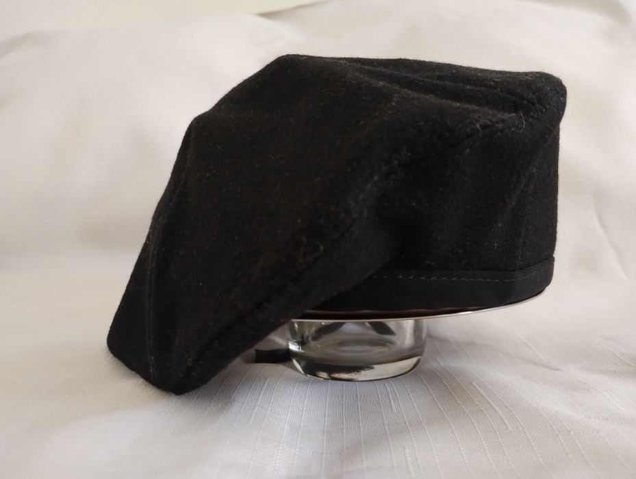 Мъжка барета, шапка