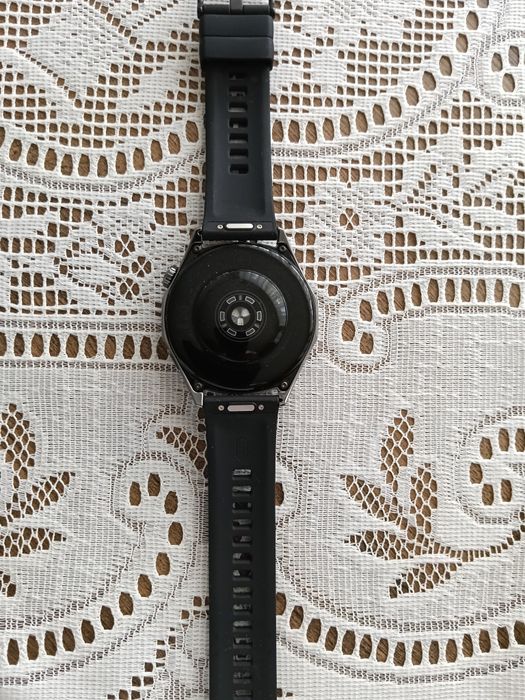 Vând smartwatch Huawei GT 6