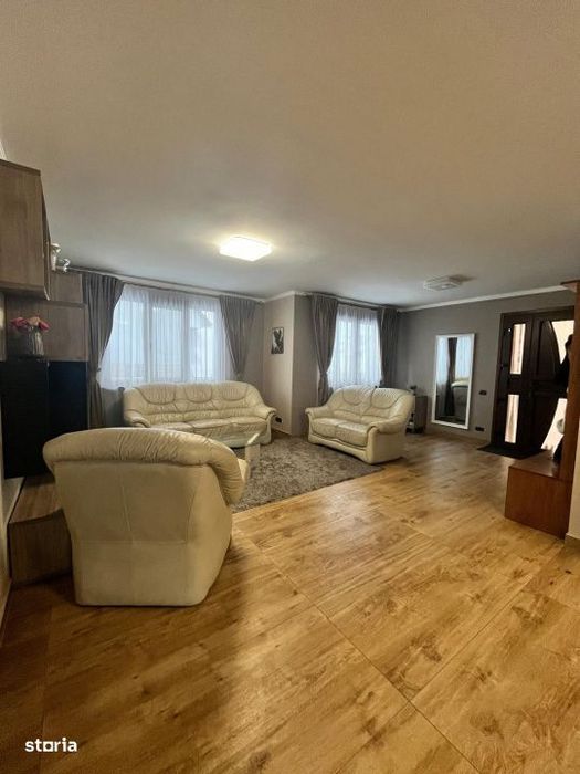 Casa individuala, 184 mp utili, teren 530 mp, Radauti