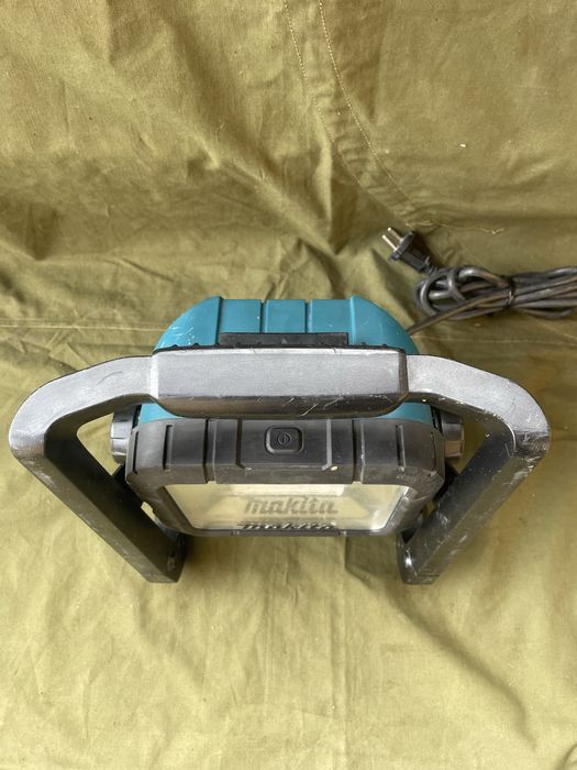 Proiector lanterna santier  MAKITA DML805 18v