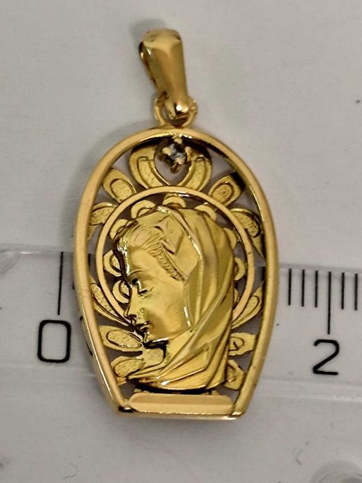 (AG 35) Pandantiv aur 18K 2.41 gr b.32617.4 /Garantie 2 ani/ 1567 lei